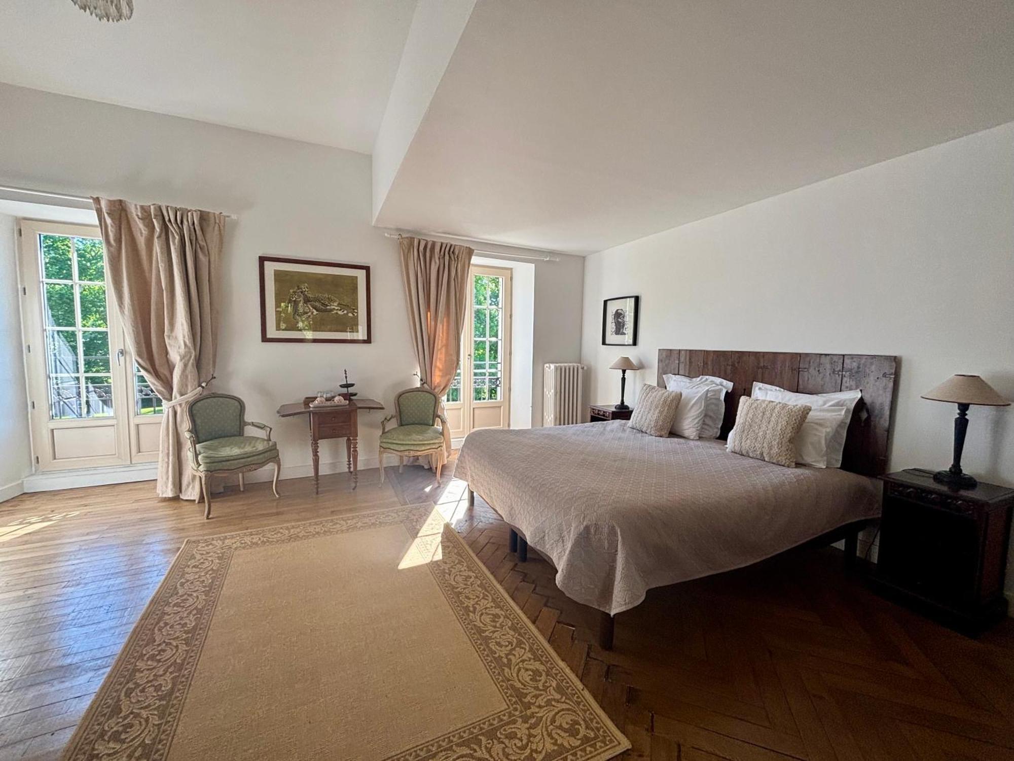 Château du Mesnil Soleil , gites et chambres d'hôtes Damblainville Extérieur photo