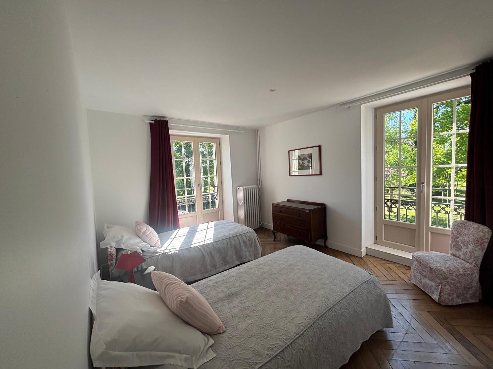 Château du Mesnil Soleil , gites et chambres d'hôtes Damblainville Extérieur photo