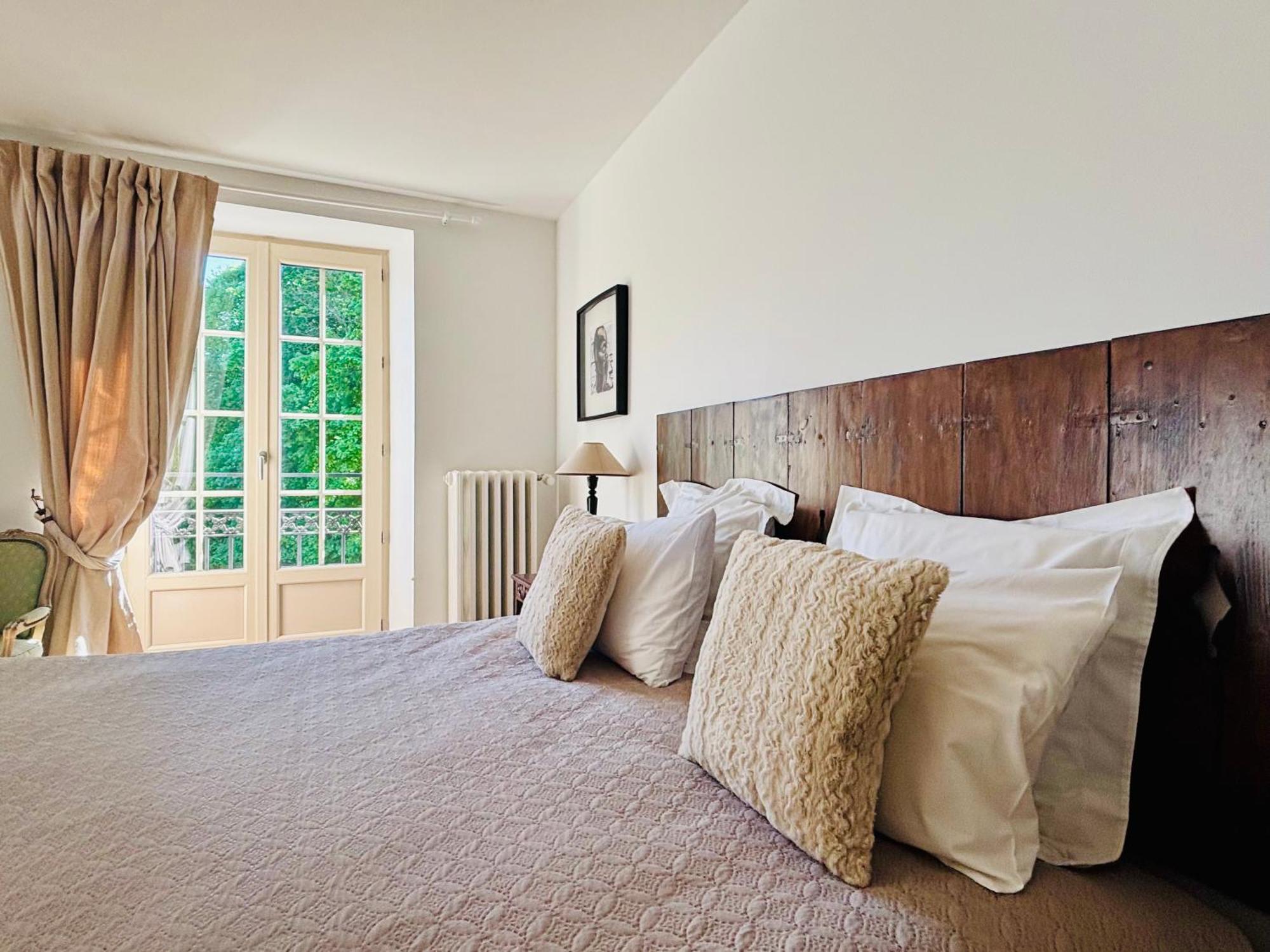 Château du Mesnil Soleil , gites et chambres d'hôtes Damblainville Extérieur photo