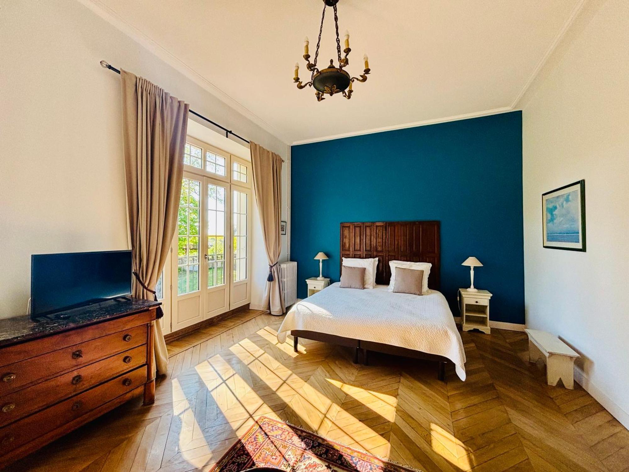 Château du Mesnil Soleil , gites et chambres d'hôtes Damblainville Extérieur photo